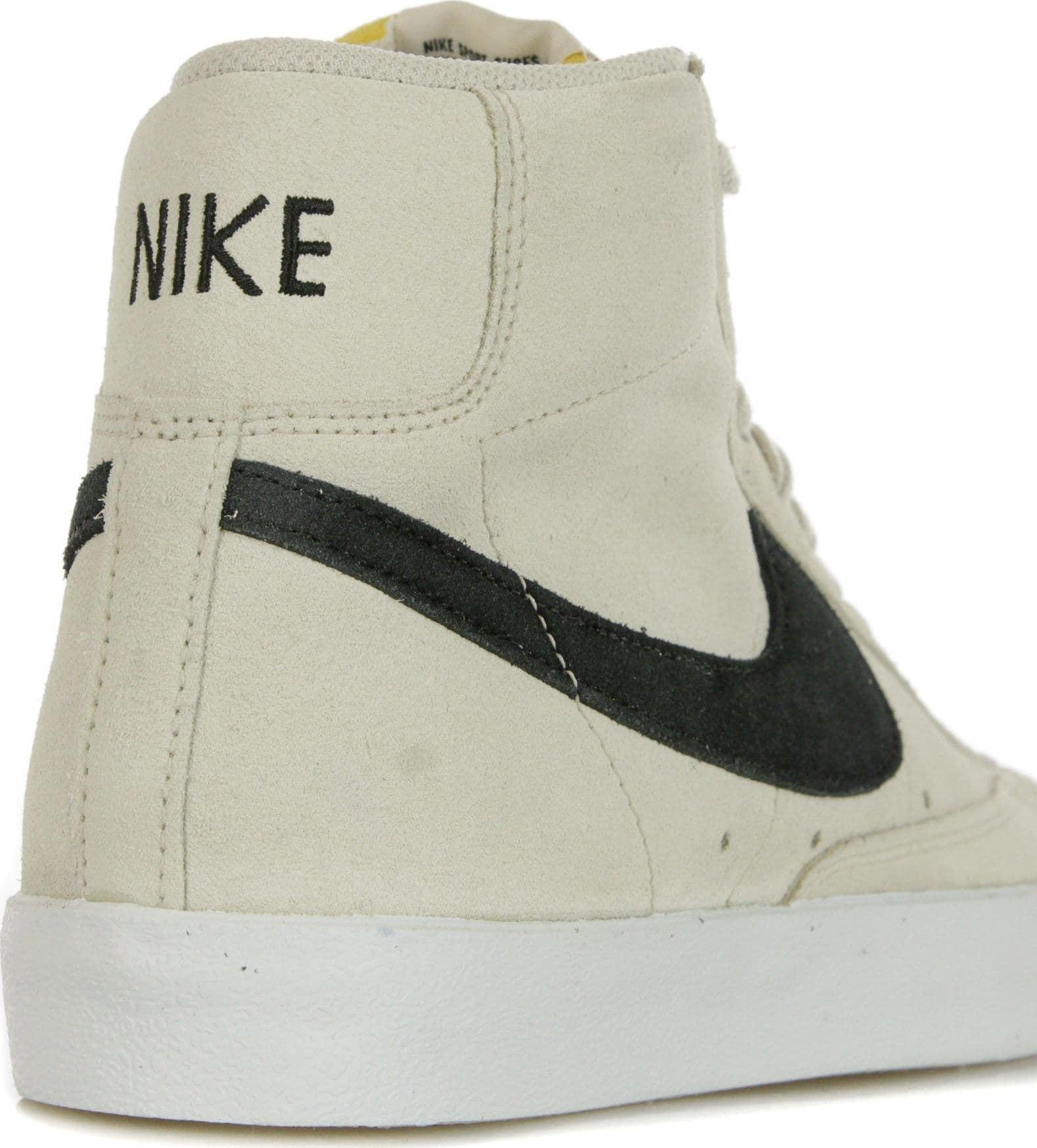 Nike Scarpa Alta Uomo Blazer Mid 77 Suede Lt Orewood Brn/black/white - 11