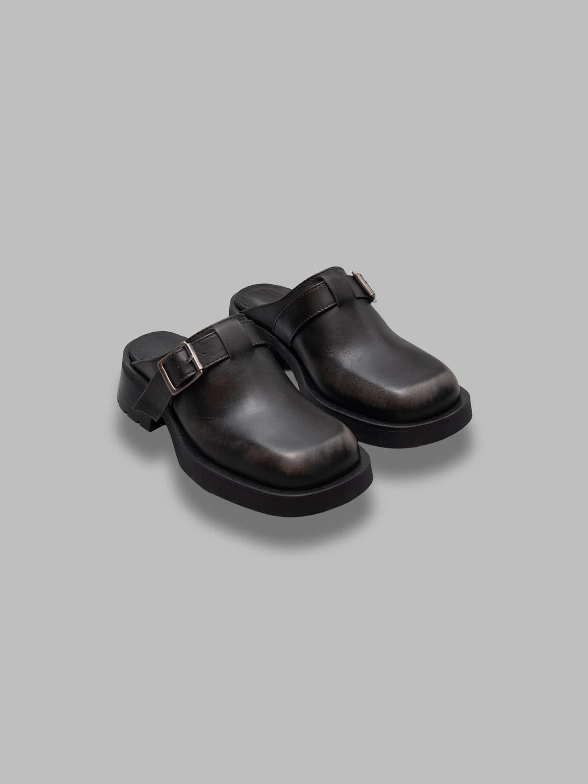 MIISTA aroa brushed grey buckled mules - 2