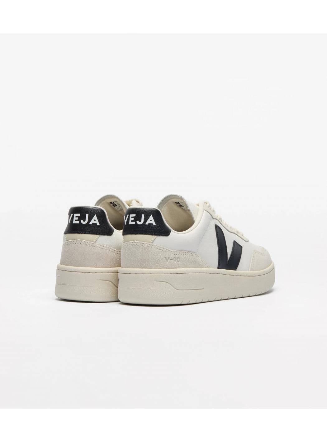 VEJA V-90 O.T. Leather - 2