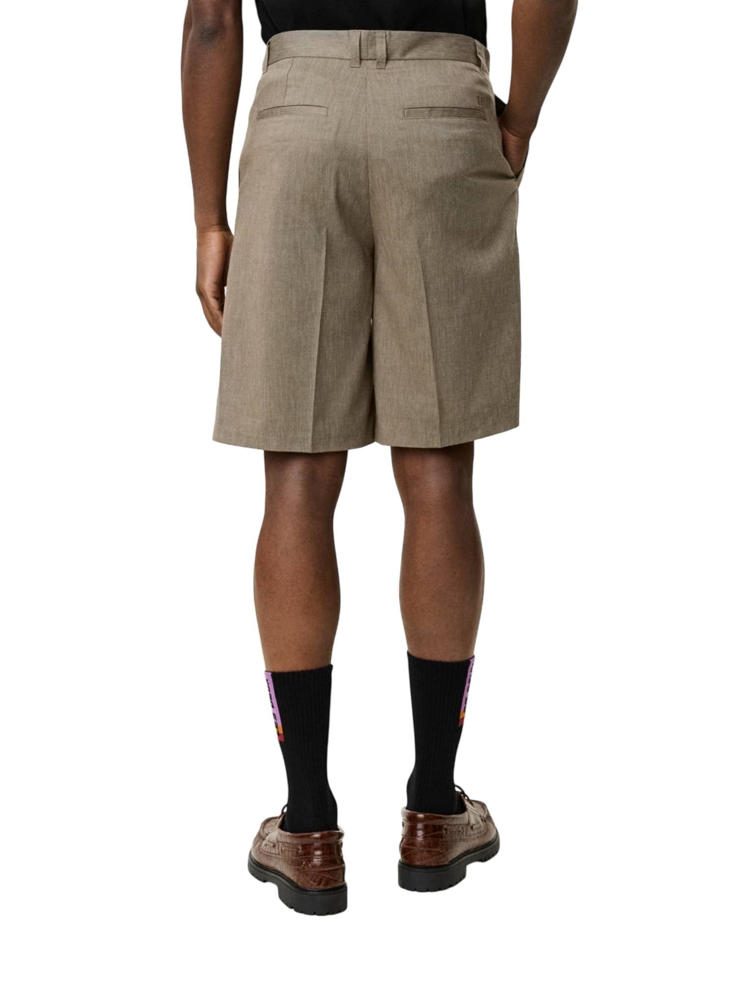 LES DEUX Les Deux Reece Pleated slub shorts pantaloni sartoriali corti gamba larga - lichen green - 4