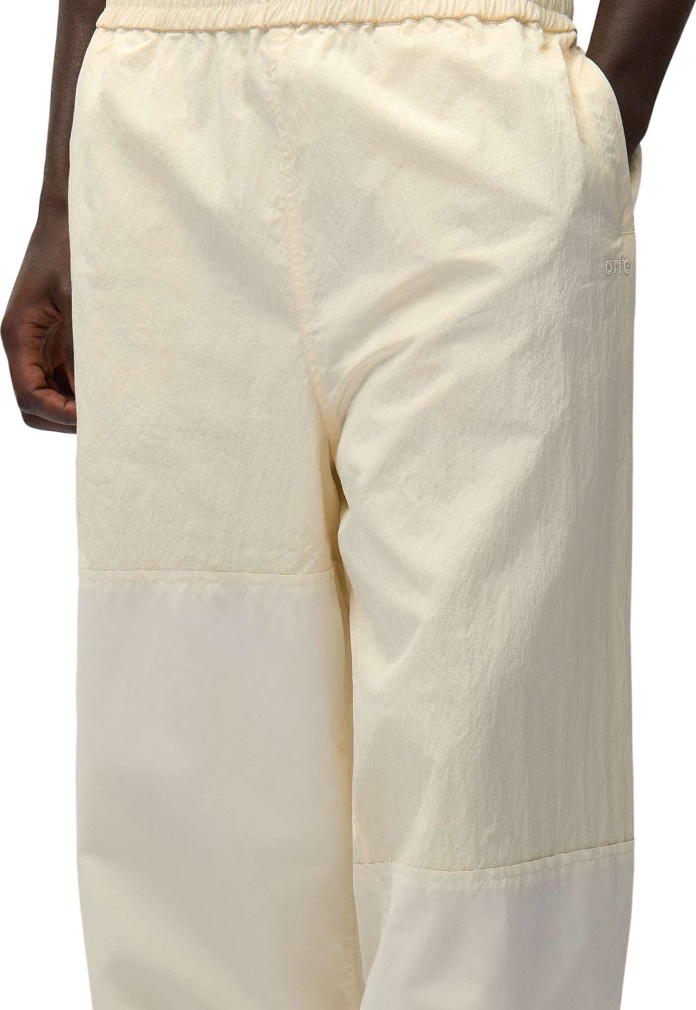 ARTE ANTWERP Arte Antwerp Squared Track Pants pantaloni tecnici in nylon - cream - 7