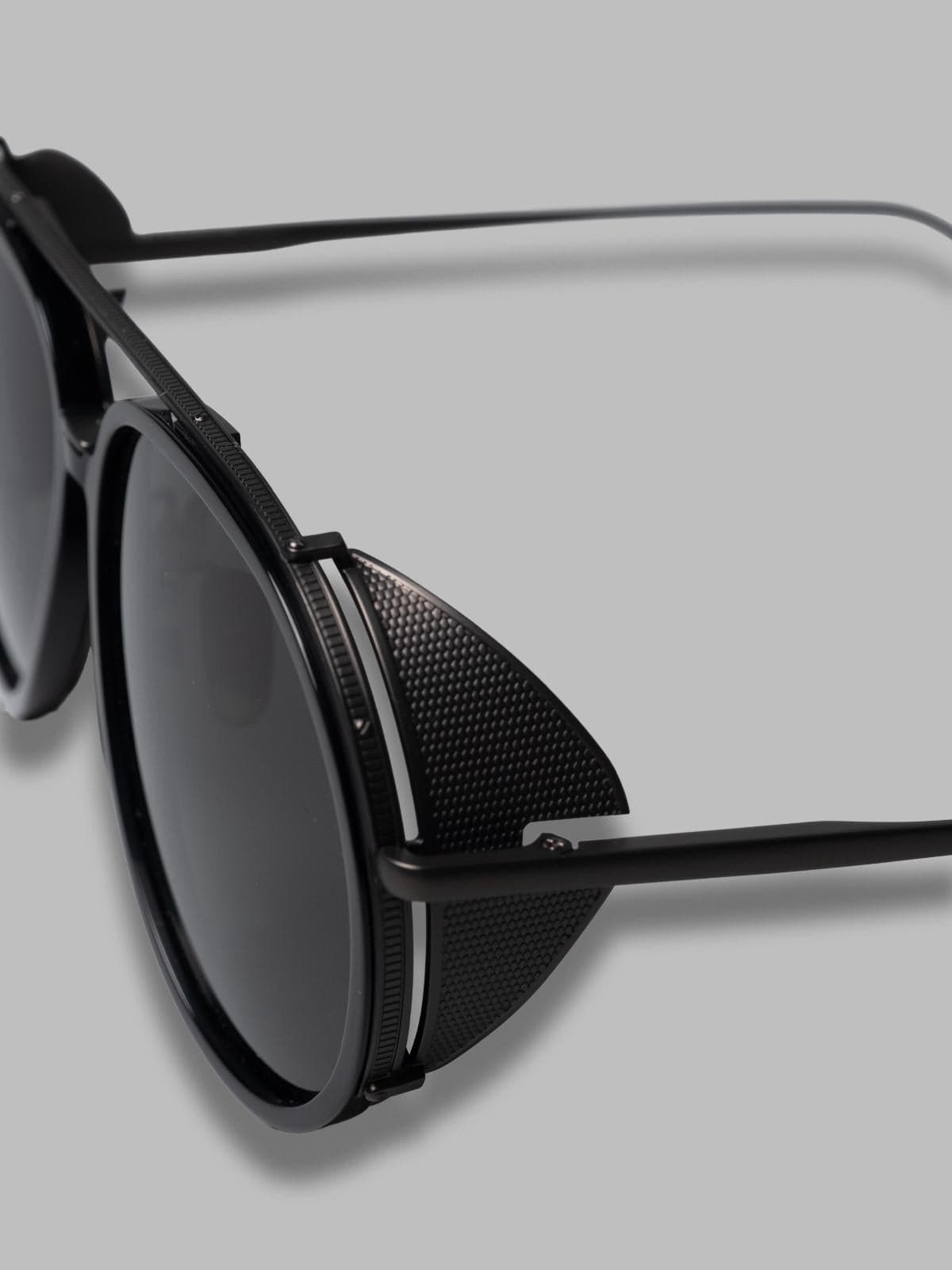 LINDA FARROW maverick black series - titanium made in japan - 3