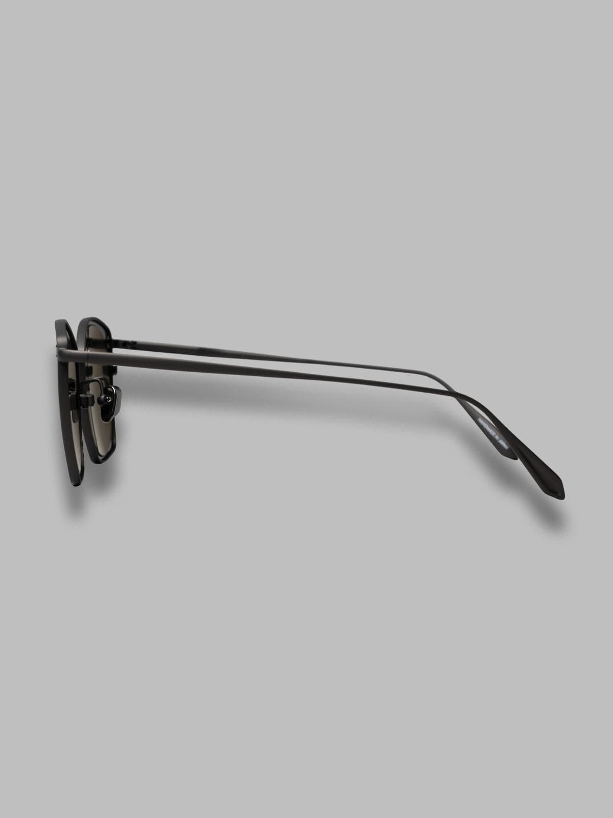 LINDA FARROW milo black series - titanium made in japan - 3