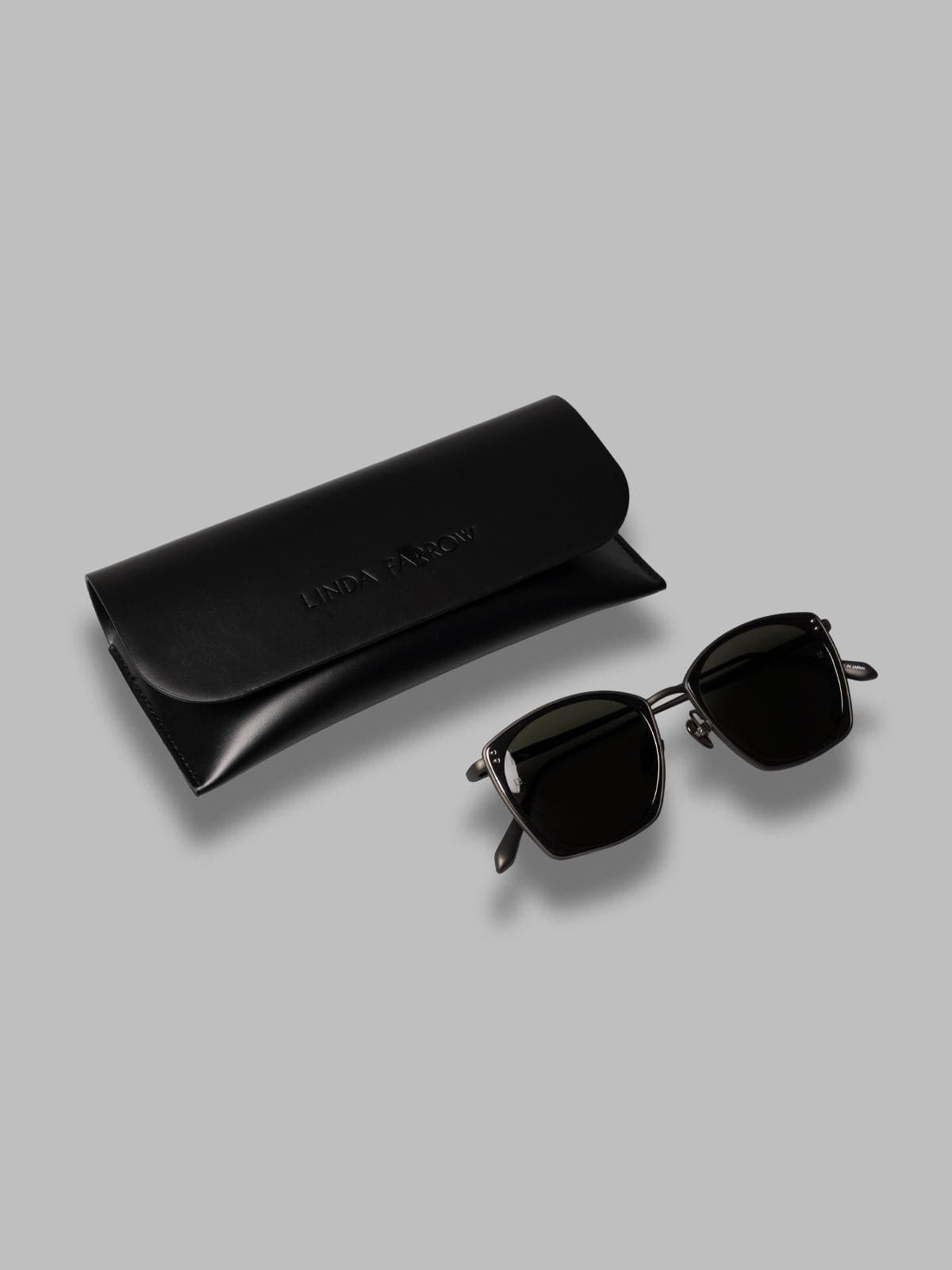 LINDA FARROW milo black series - titanium made in japan - 4
