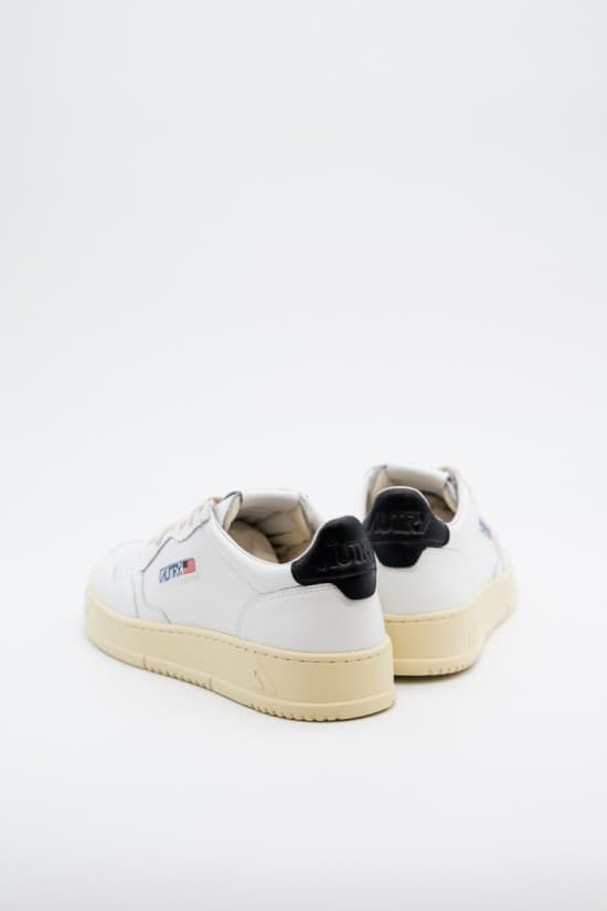 AUTRY Autry Medalist Low Uomo – Sneakers in Pelle Bianca e Nera - 5