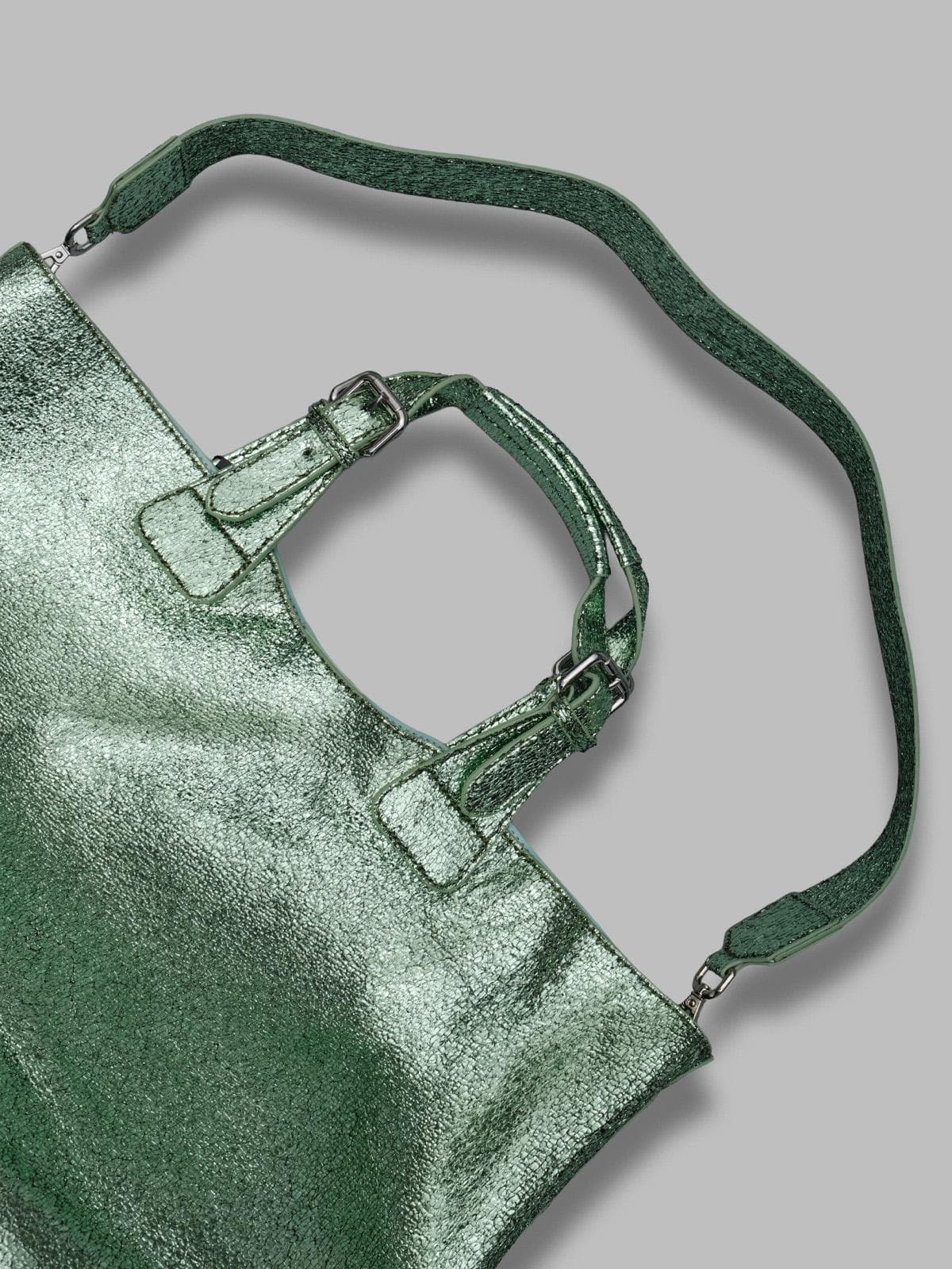 ESSENTIEL ANTWERP hurry faux leather shopper - 100% polyurethane lining: 100% polyester hardware: 100% zinc alloy made in china - 4