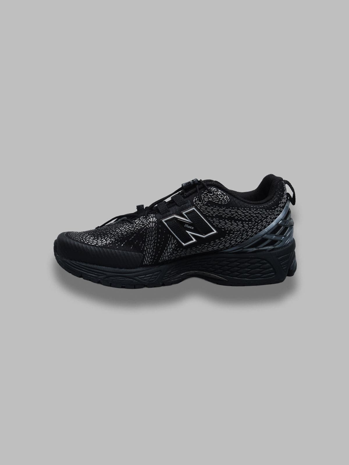 NEW BALANCE u1906 - 3