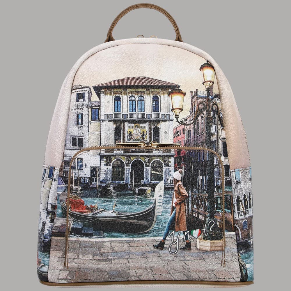 YNot zaino medio in ecopelle con tasca stampa città e zip resistente - 3