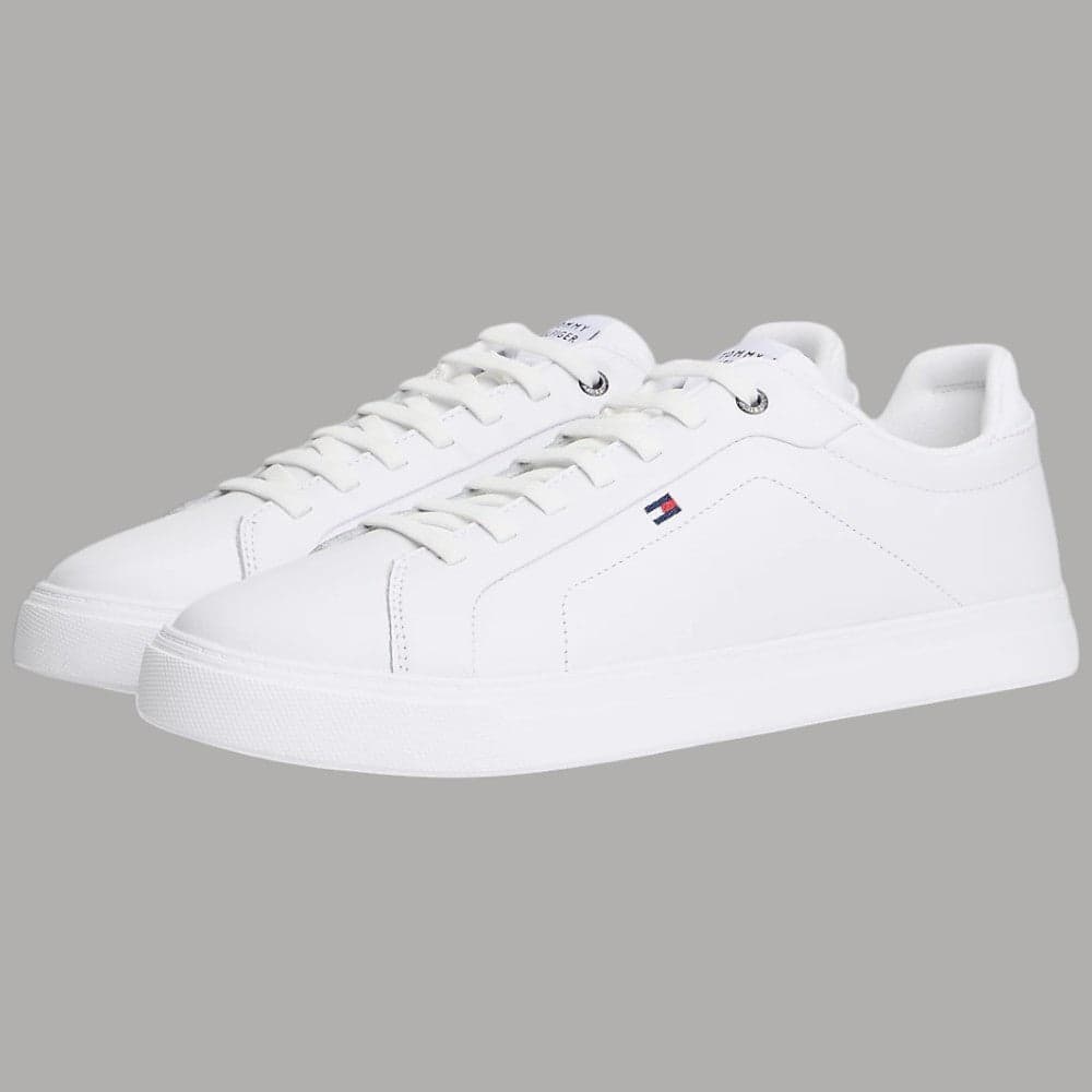 Eleganza e Comfort: Scarpe Tommy Hilfiger Bianche in Pelle - 3
