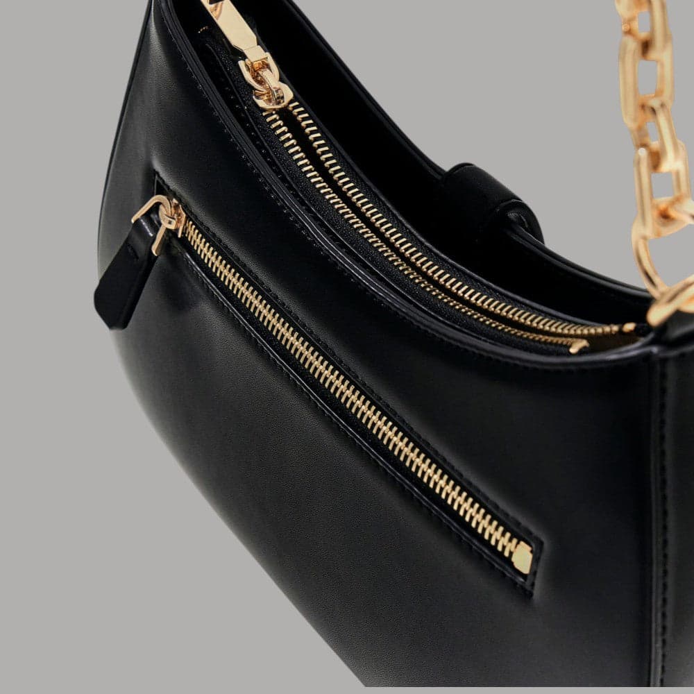 Guess Borsa a Spalla Carrie in Similpelle con Zip e Logo Dorato Nero - 4