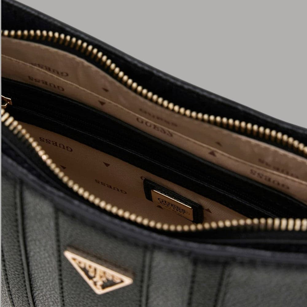 Guess Borsa Shopper Noelle Similpelle Nero con Logo Dorato e Charm Removibile - 3