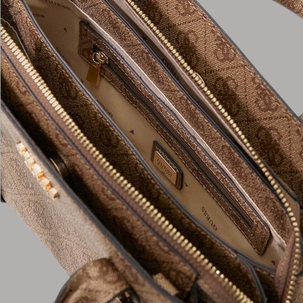 Guess Borsa Leona: Elegante con Tracolla Removibile e Charm - 4