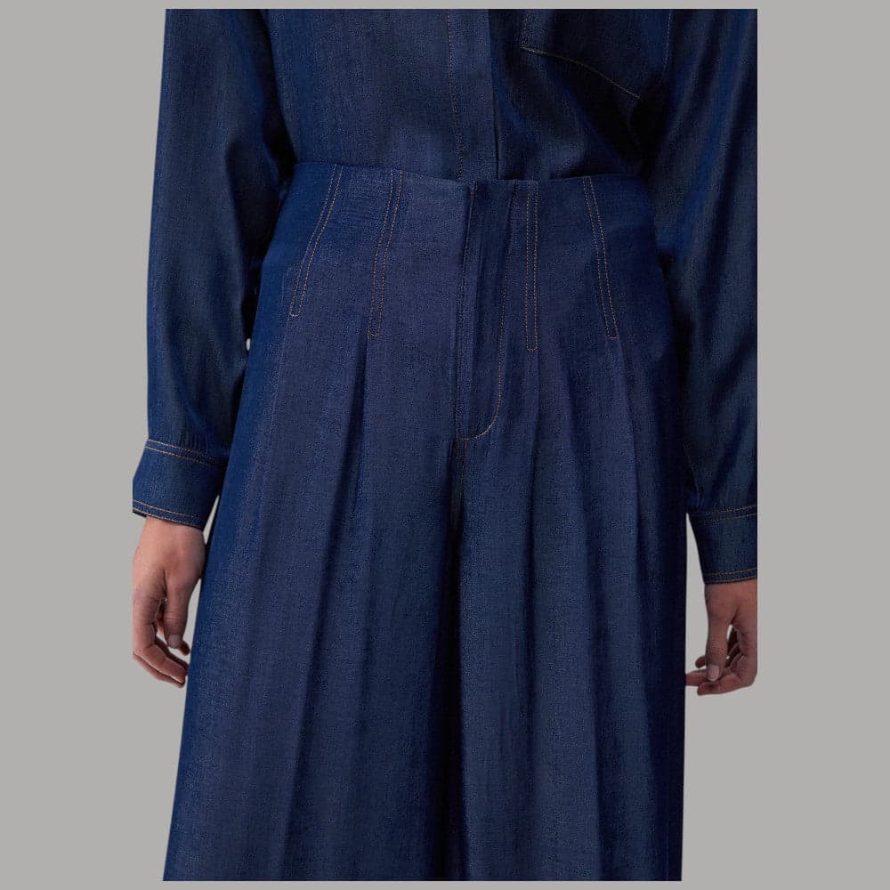 Liu Jo Jeans Super Flare: Eleganza e Comfort Effortless - 4