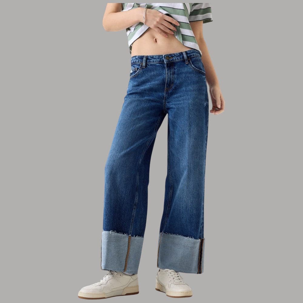 Jeans Guess GJ Risvolto: Stile Casual Chic e Comfort Moderno - 6