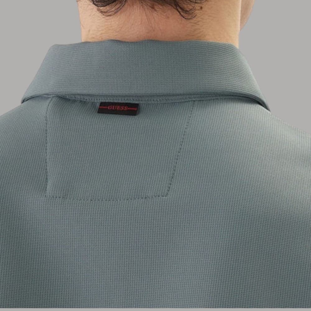 Polo Guess Slim Tech Stretch con Logo, Comfort e Stile - 6
