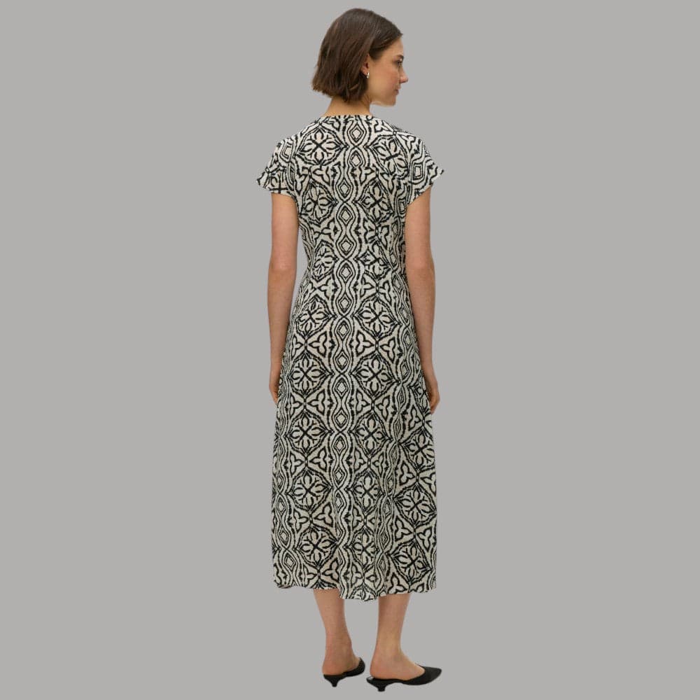 Vero Moda vestito lungo viscosa senza maniche stampa ripetuta regular fit - 4