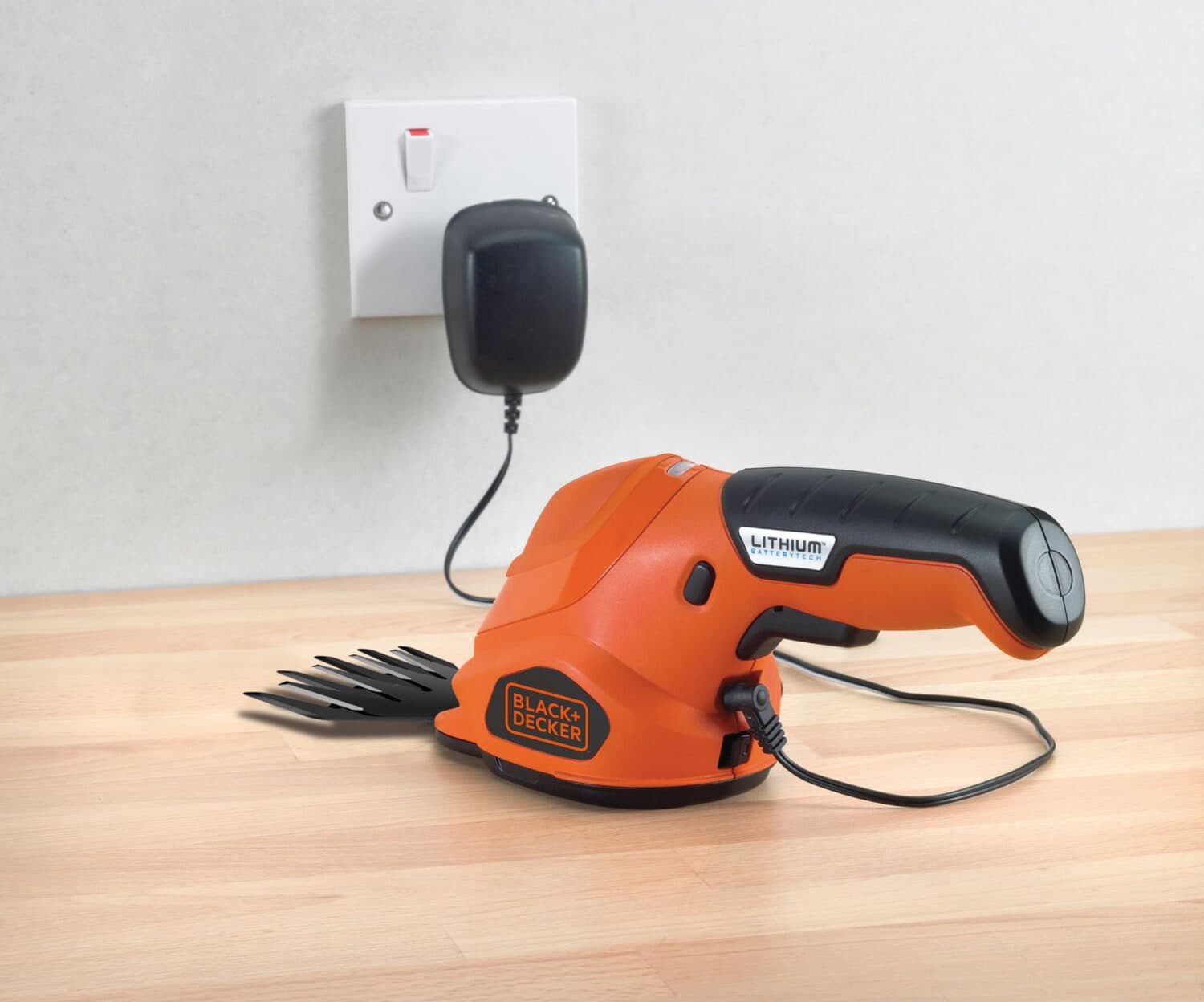 Cesoia a Batteria GSL200 Qw 3 6 V Larghezza Taglio Cm 10 Black+Decker - 3