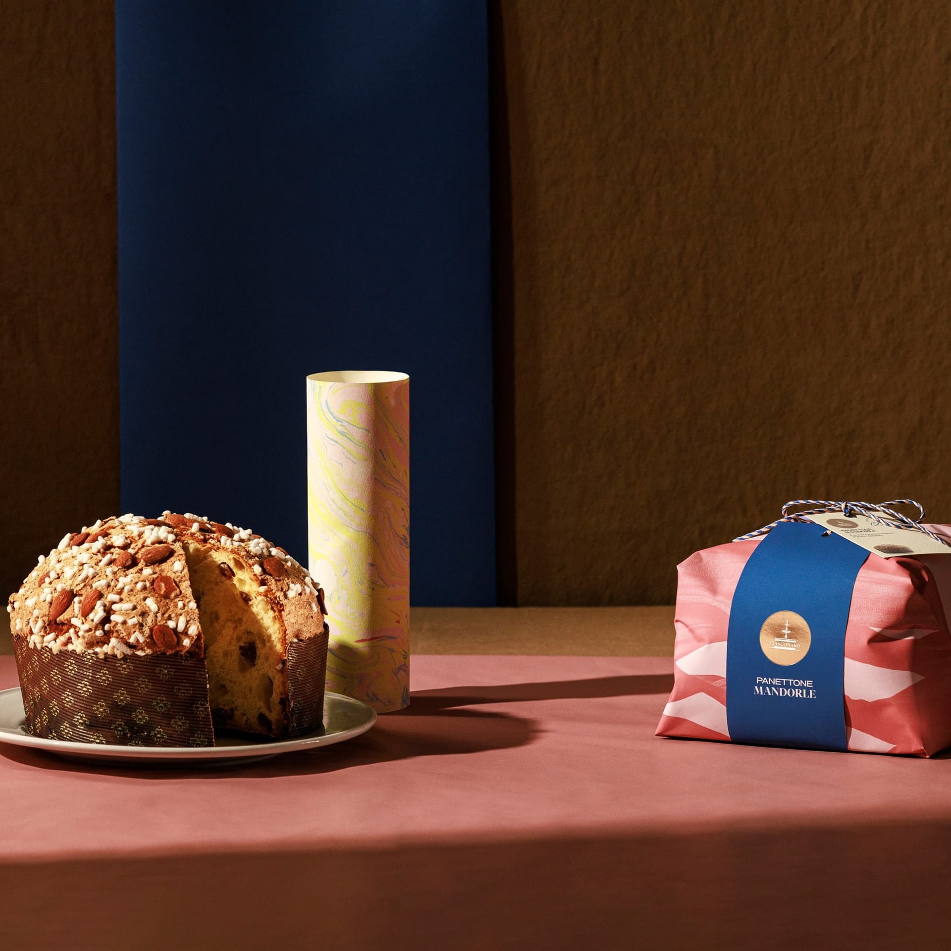 Panettone Mandorle | Lievitazione Naturale | Fiasconaro, Sicilia | 1kg - 2
