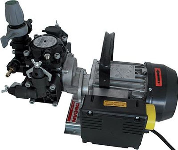 Pompa Ap MC20 a 20 El dal Degan Volt 230 Hz 50 kW 0,92 Lt Min 18,5 bar 20 - 2