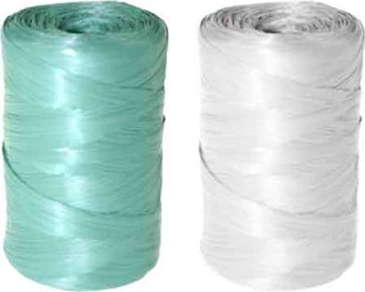 Rafia Sintetica a Conetto 200 Gr Colore Bianco 5 Pezzi - 3