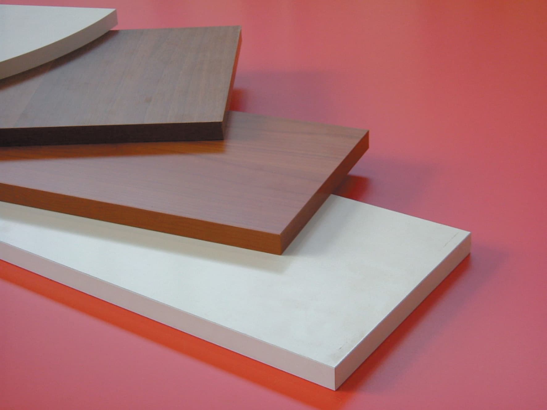 MENSOLA SQUADRATA CILIEGIO 20X1,8X100 CM- 5,0 pz - 2