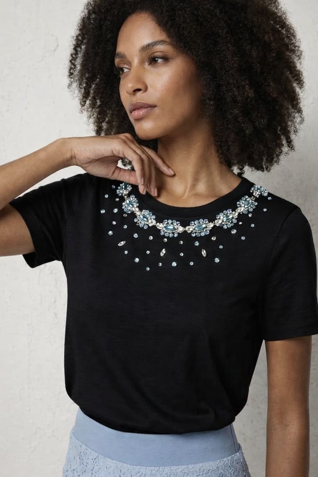 T-shirt con strass