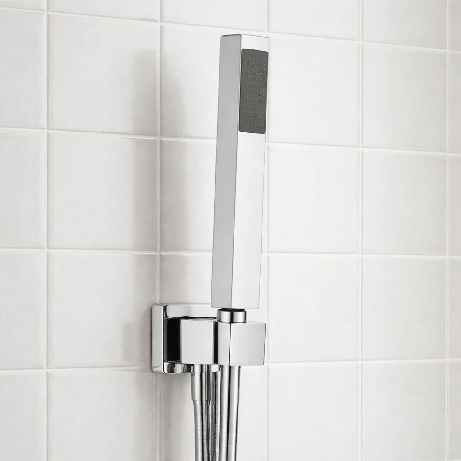 Kit Doccia Quadrato In Ottone Cromato Elegante E Funzionale - 2