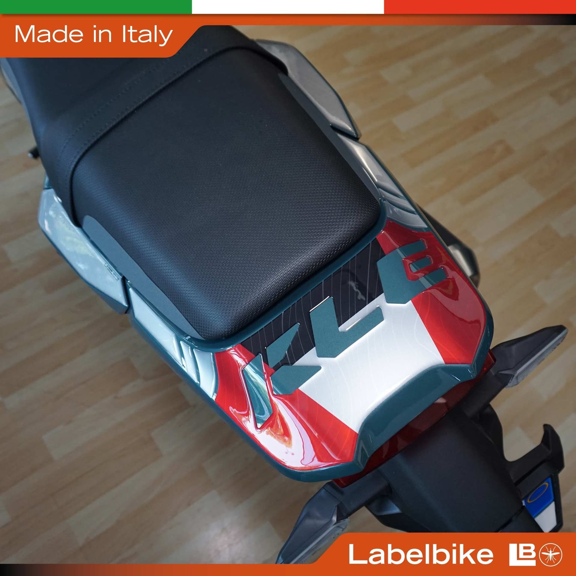 Adesivo 3D Protezione Codino moto compatibile con Kawasaki KLE500 2026 - 3