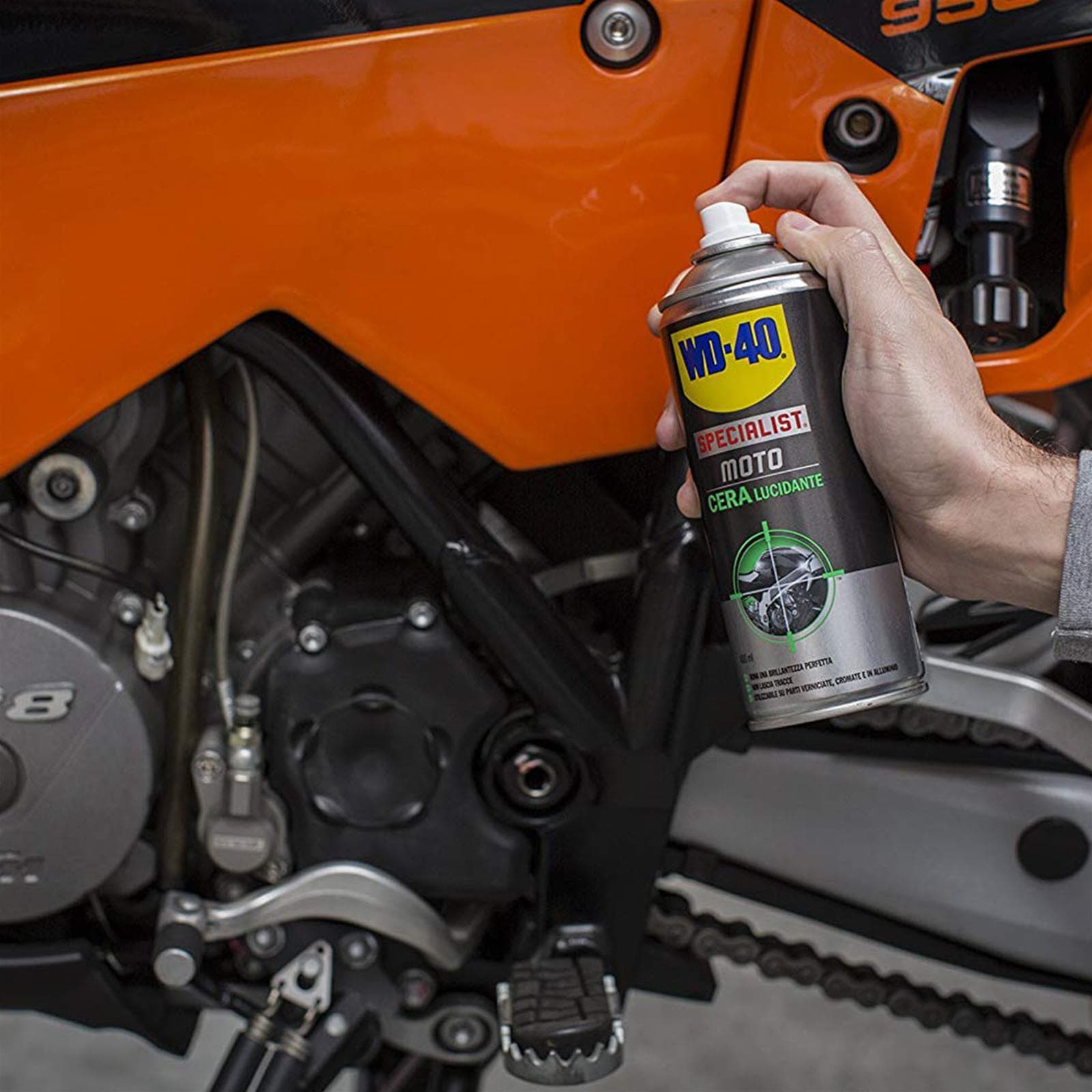 Wd-40 cera lucidante spray moto ml 400 specialist finitura lucida facile applicazione - 3