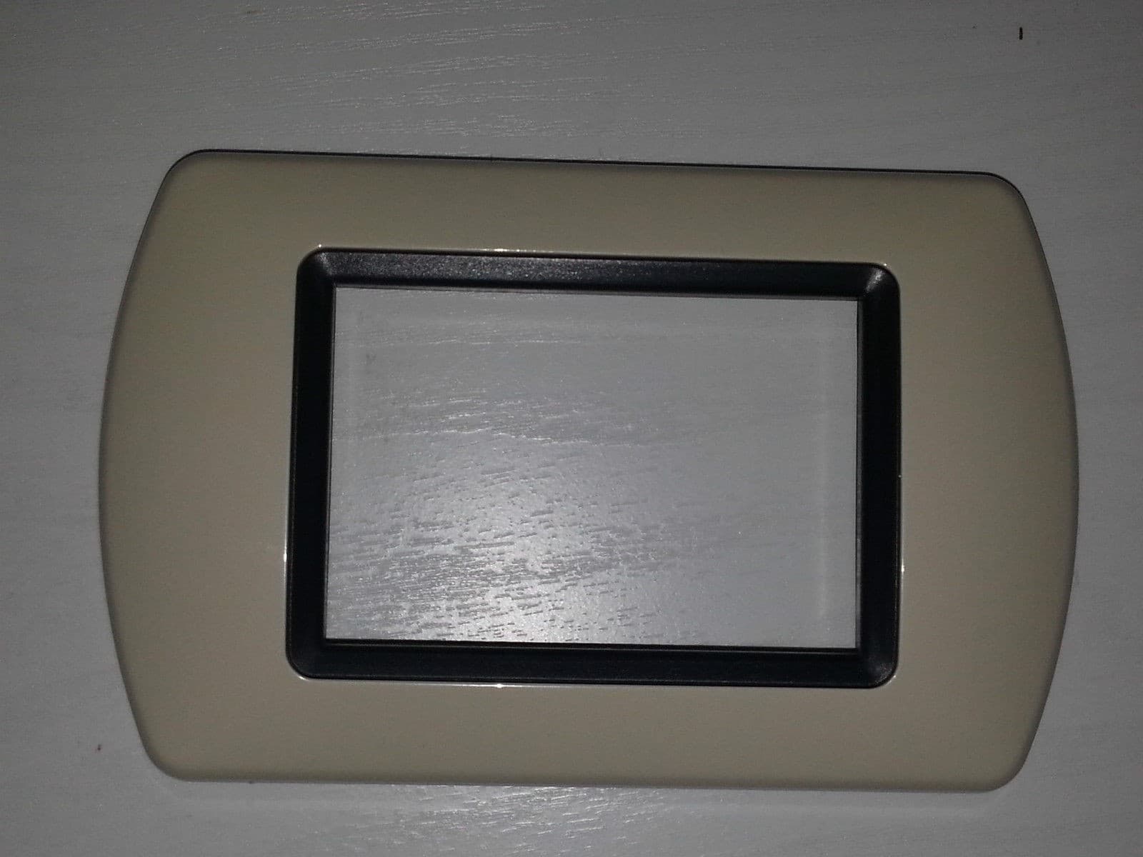 PLACCHE COMPATIBILI LIVING INTERNATIONAL IN METALLO - 45