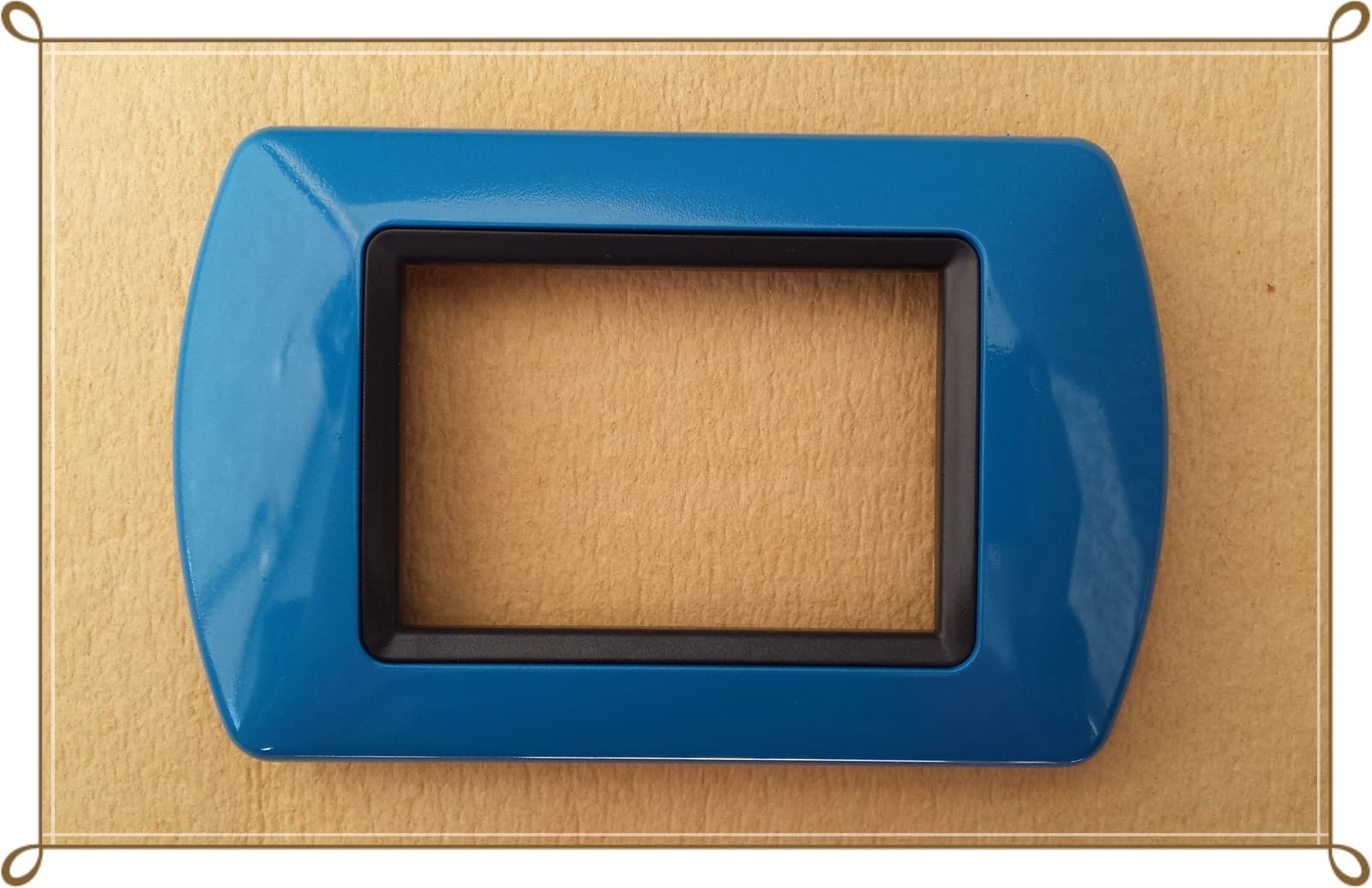 PLACCHE COMPATIBILI LIVING INTERNATIONAL COLORATE IN ABS PER SCATOLE RETTANGOLARI  SERIE GLAMOUR - 44