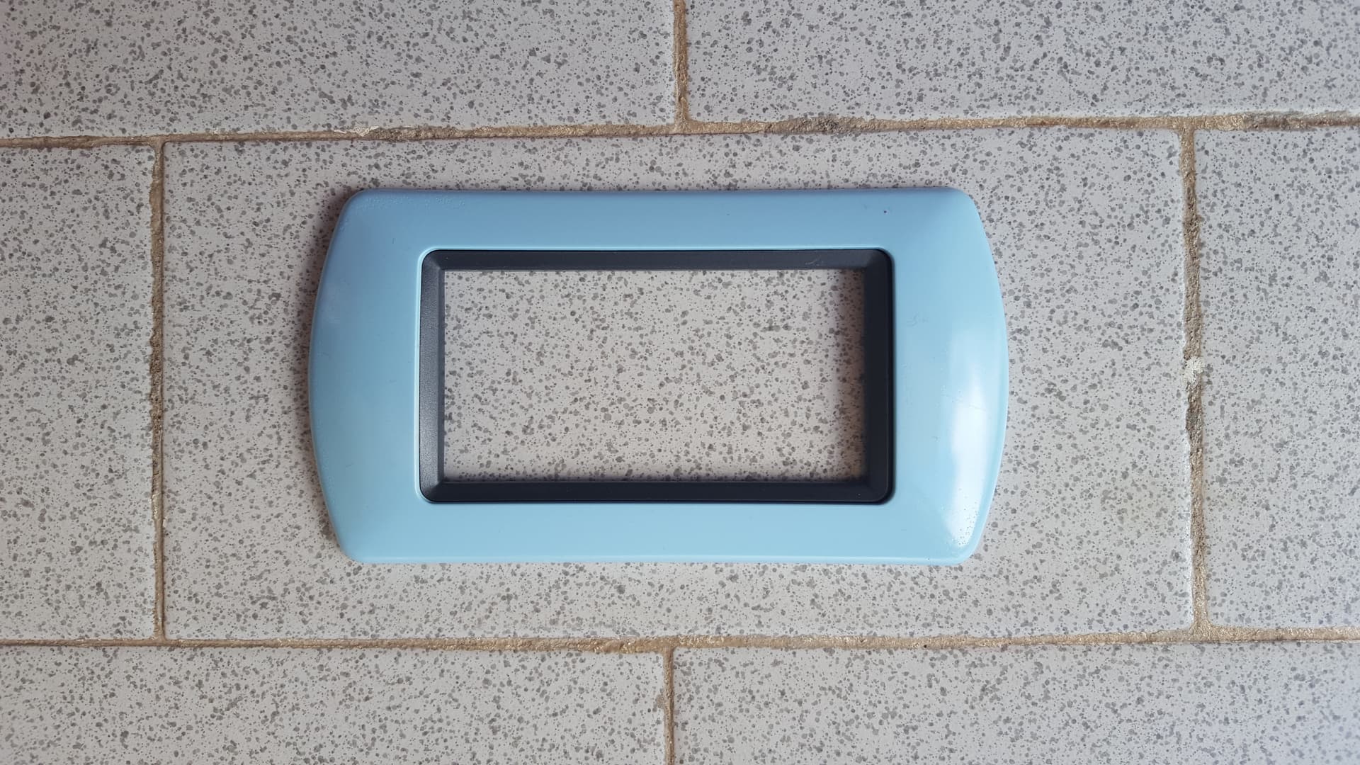 PLACCHE COMPATIBILI LIVING INTERNATIONAL COLORATE IN ABS PER SCATOLE RETTANGOLARI  SERIE GLAMOUR - 43