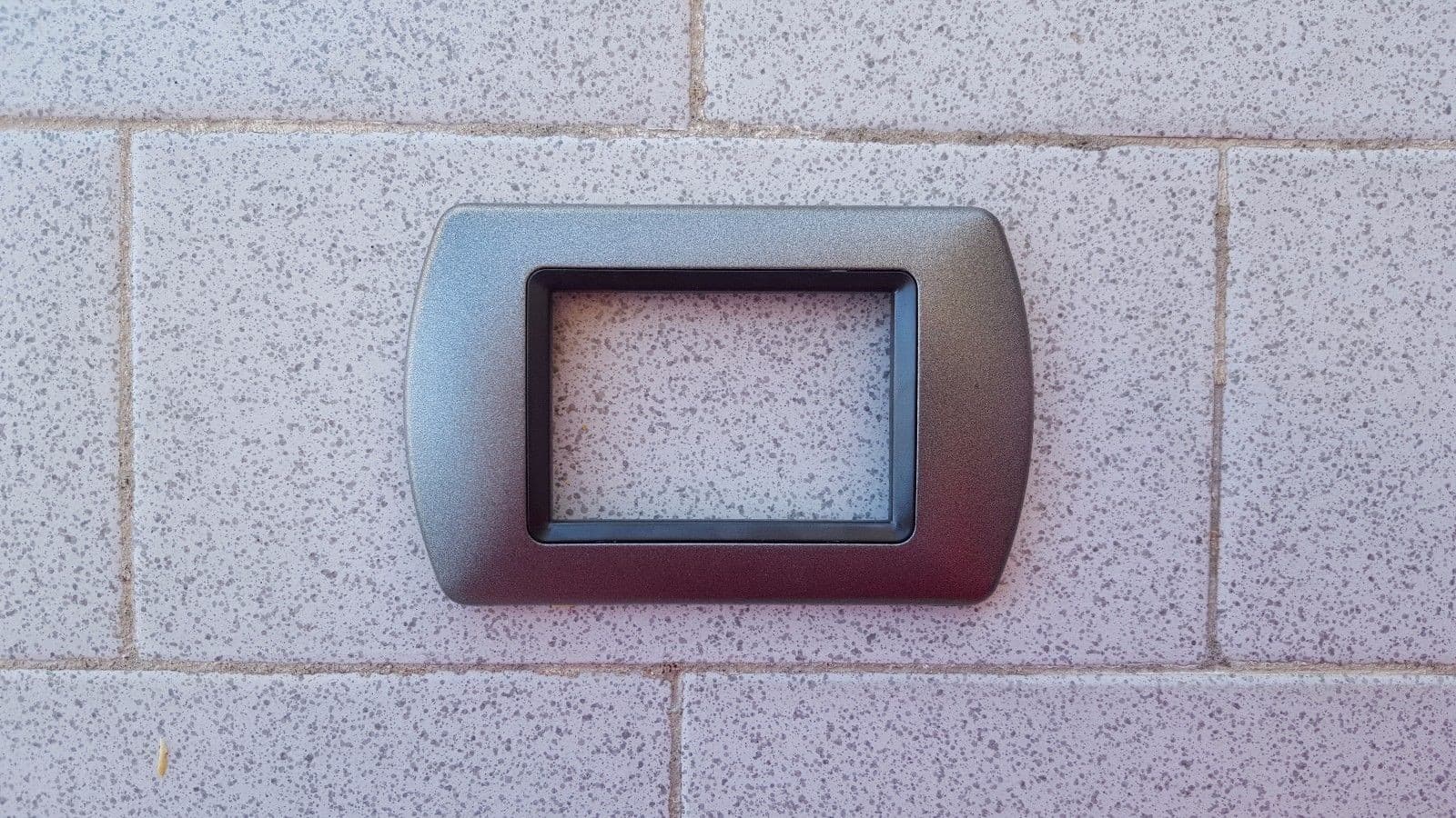 PLACCHE COMPATIBILI LIVING INTERNATIONAL COLORATE IN ABS PER SCATOLE RETTANGOLARI  SERIE GLAMOUR - 66