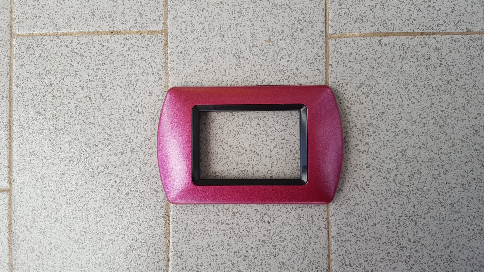 PLACCHE COMPATIBILI LIVING INTERNATIONAL COLORATE IN ABS PER SCATOLE RETTANGOLARI  SERIE GLAMOUR - 17