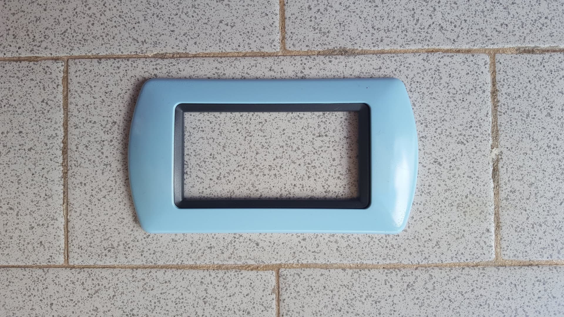 PLACCHE COMPATIBILI LIVING INTERNATIONAL COLORATE IN ABS PER SCATOLE RETTANGOLARI  SERIE GLAMOUR - 19