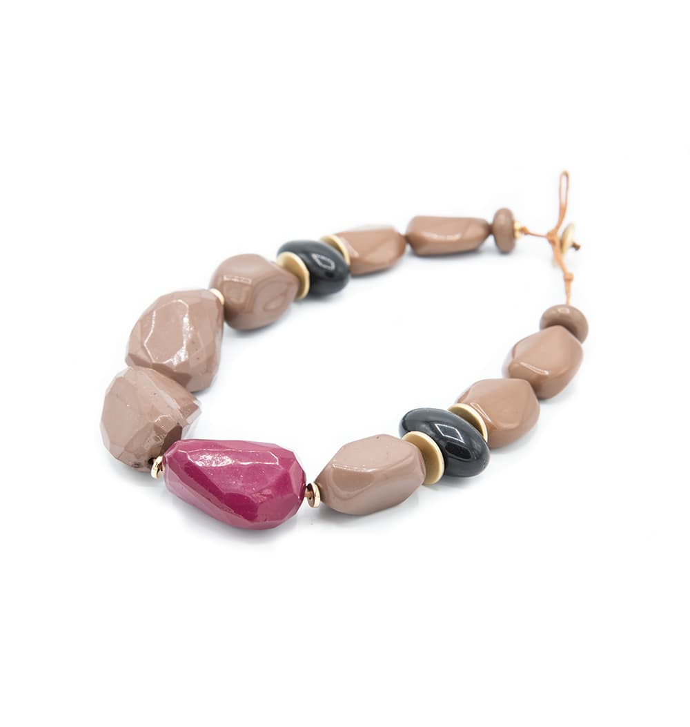 Collana con pietre colorate - 5