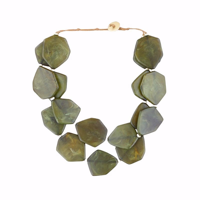Collana con piastre in resina - 9
