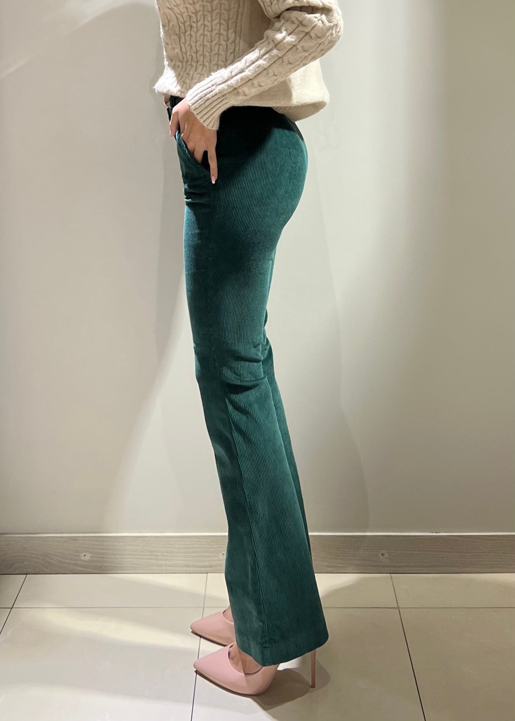 Pantaloni a zampa in velluto a coste - 2