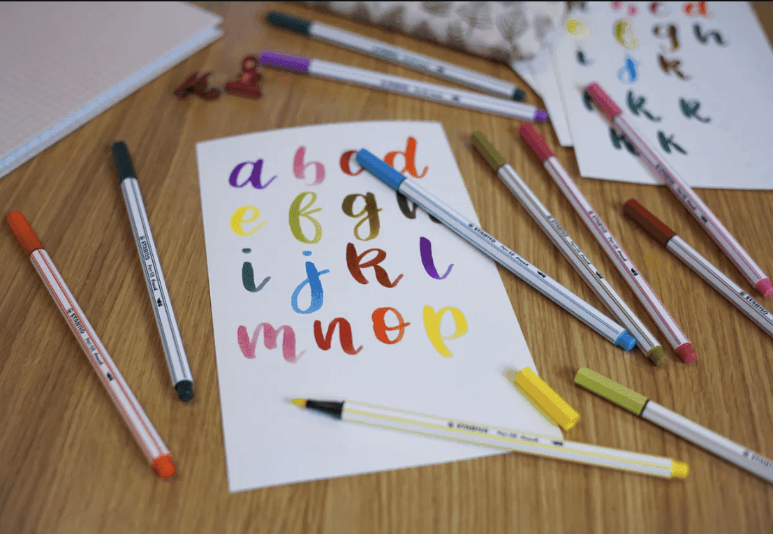 Stabilo - Astuccio Arty Pen 68 brush - Pennarello con punta morbida a pennello- Conf. 12 colori (568/12-21) - 5