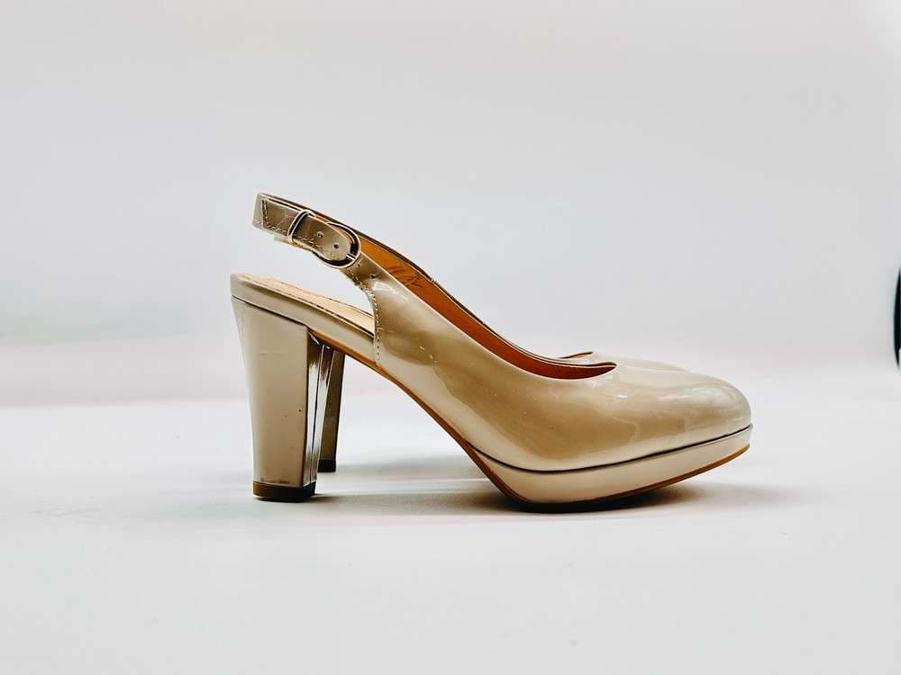 IGI &amp; CO.. Slingback con plateau in vernice beige - 2