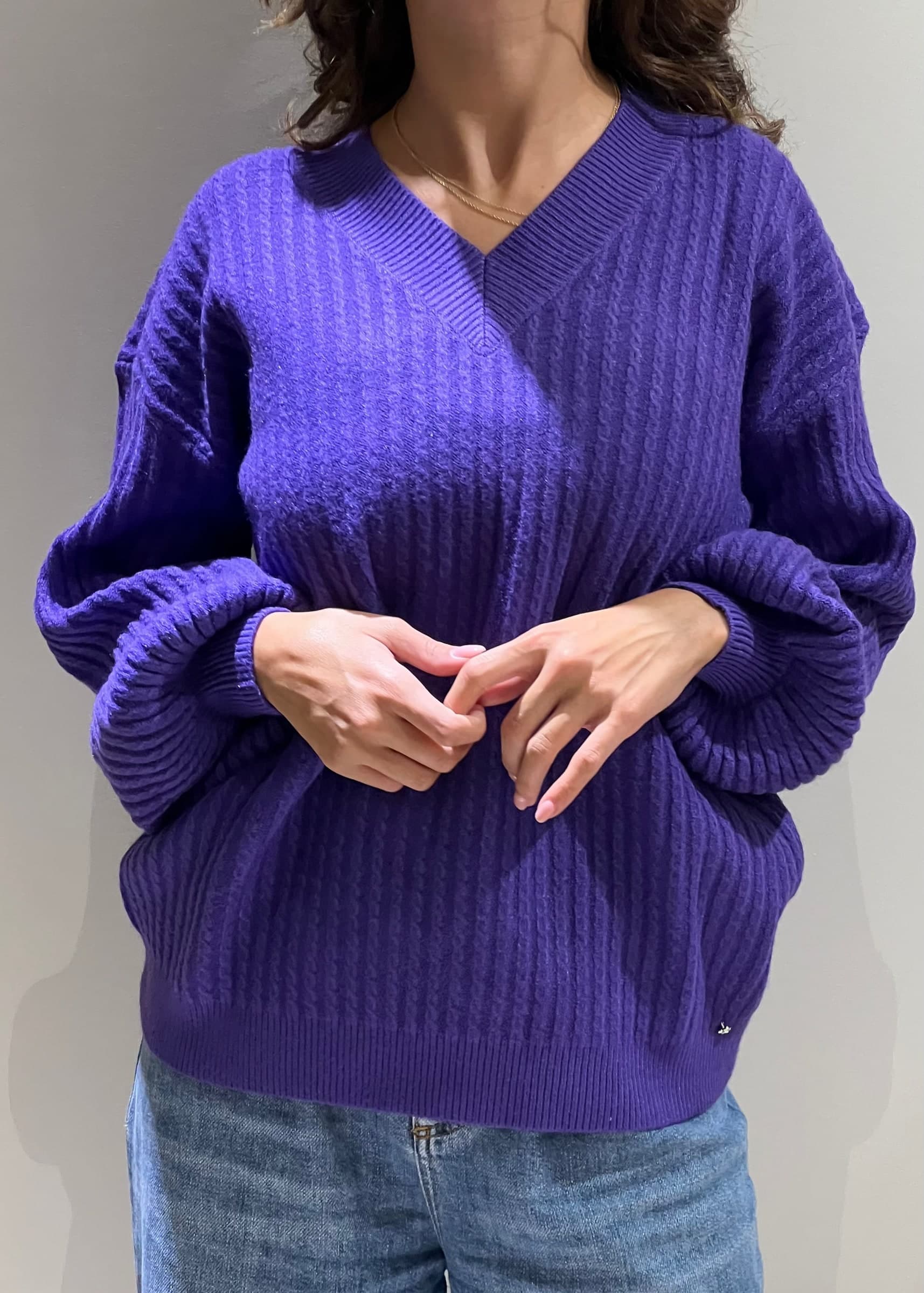 Pull scollo a v lav. trecce - 3