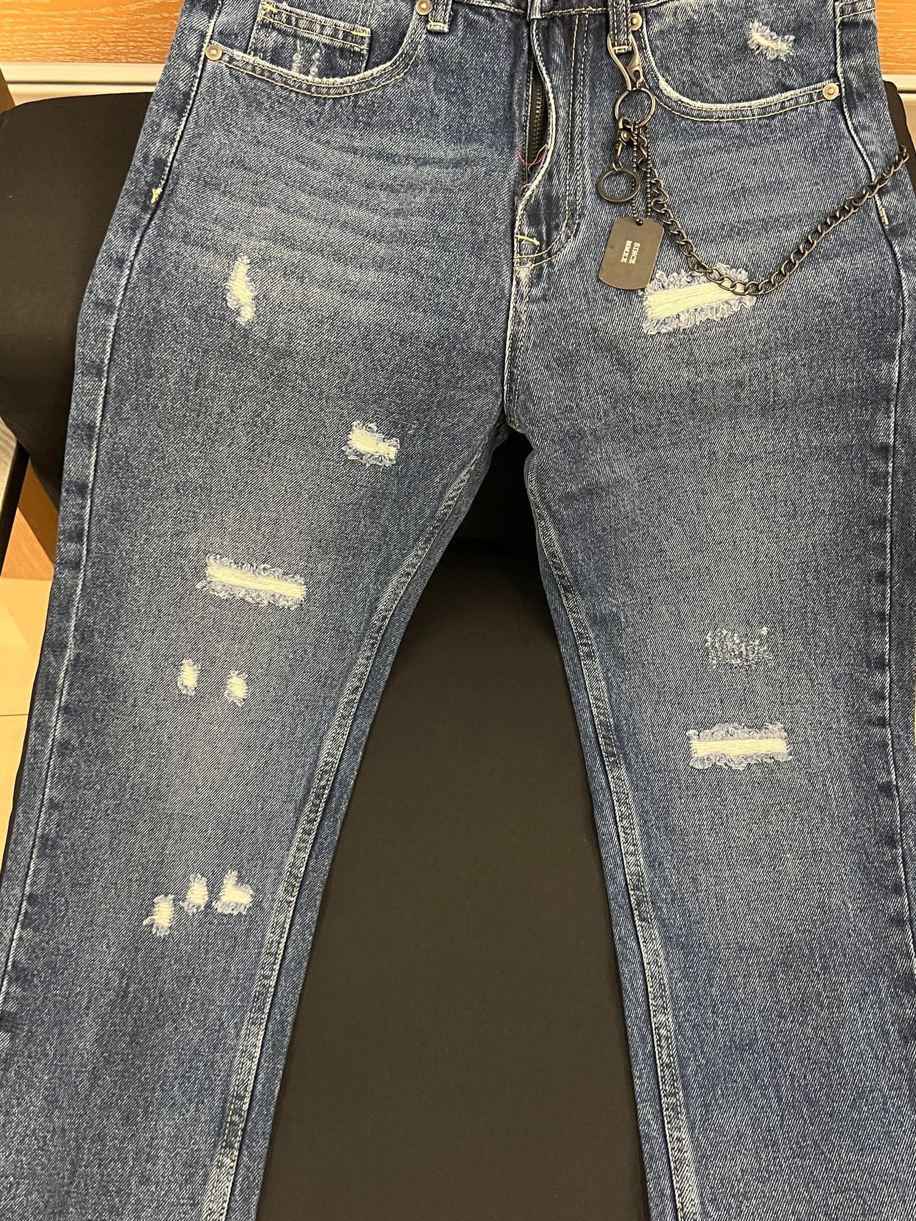 Jeans 5 tasche c/abrasioni c/logo - 5