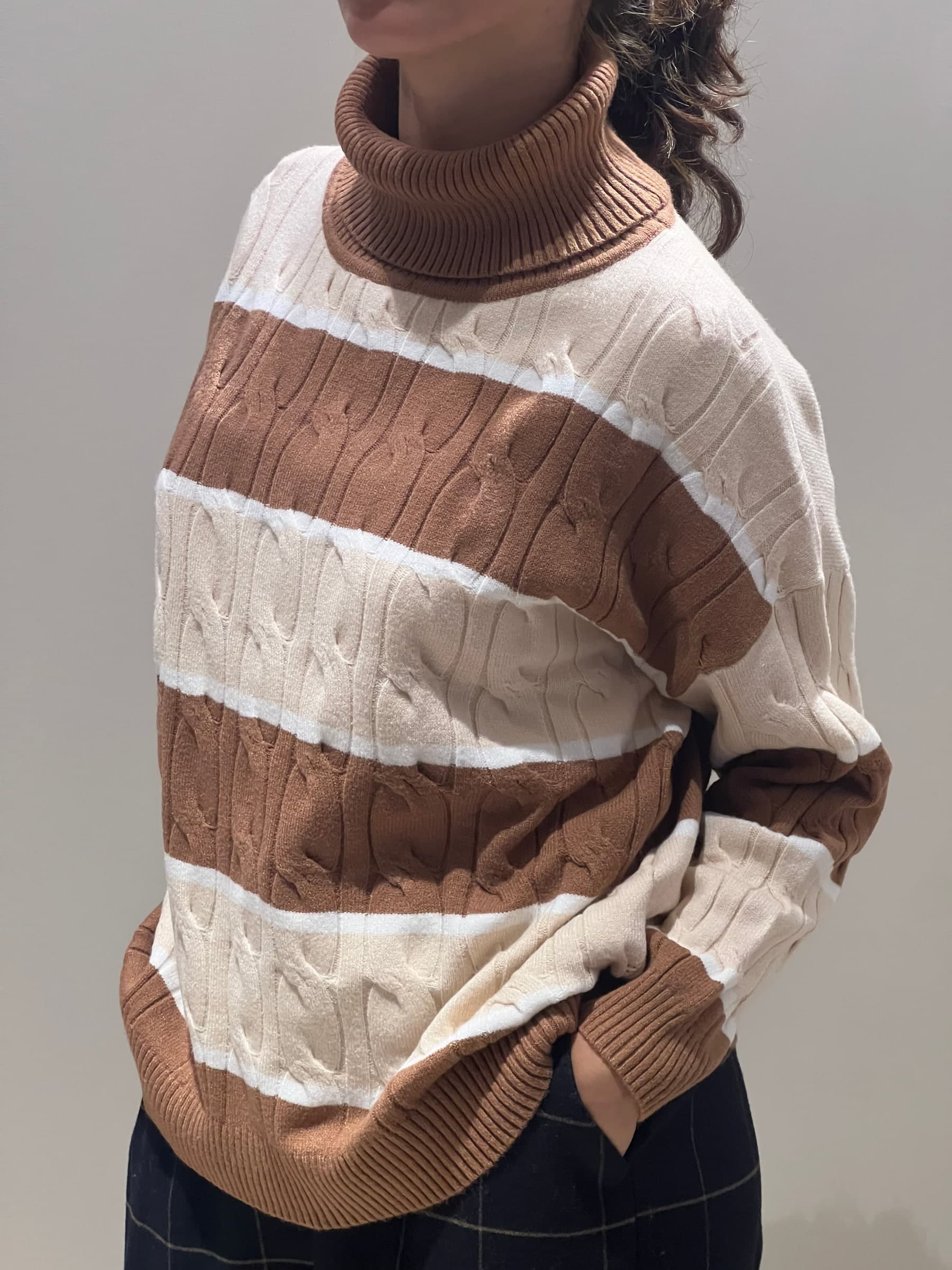 Pull dolcevita con righe trecce naturale - 5