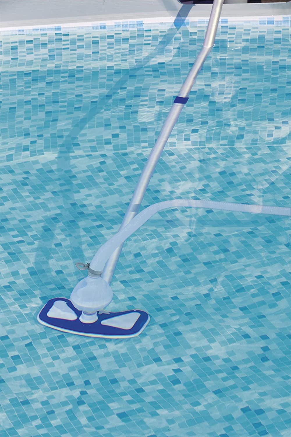 Kit di pulizia per piscina da 279 cm con spazzola aspirafango e retino - 4