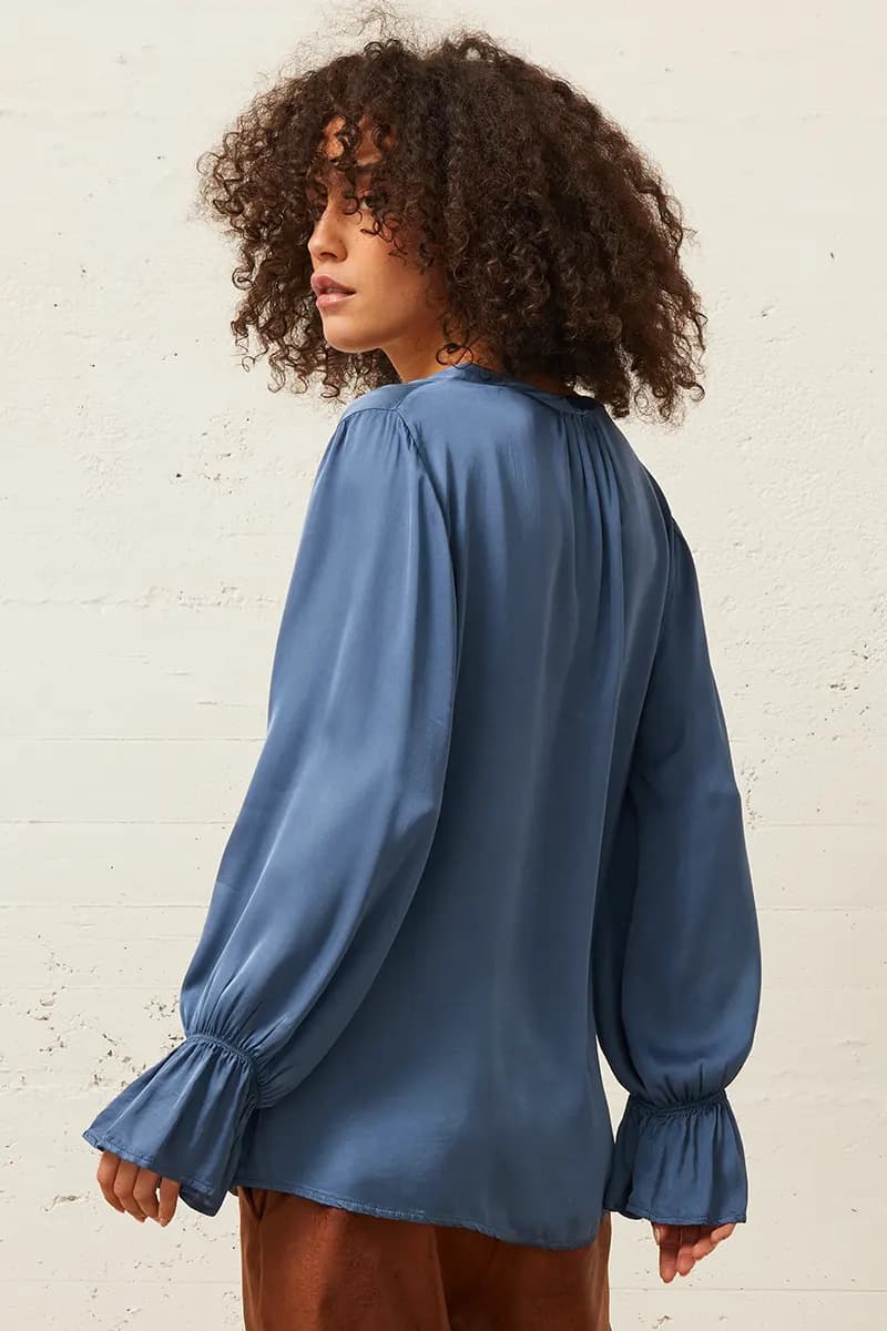 MOKI-B | Blusa scollo a V - 2