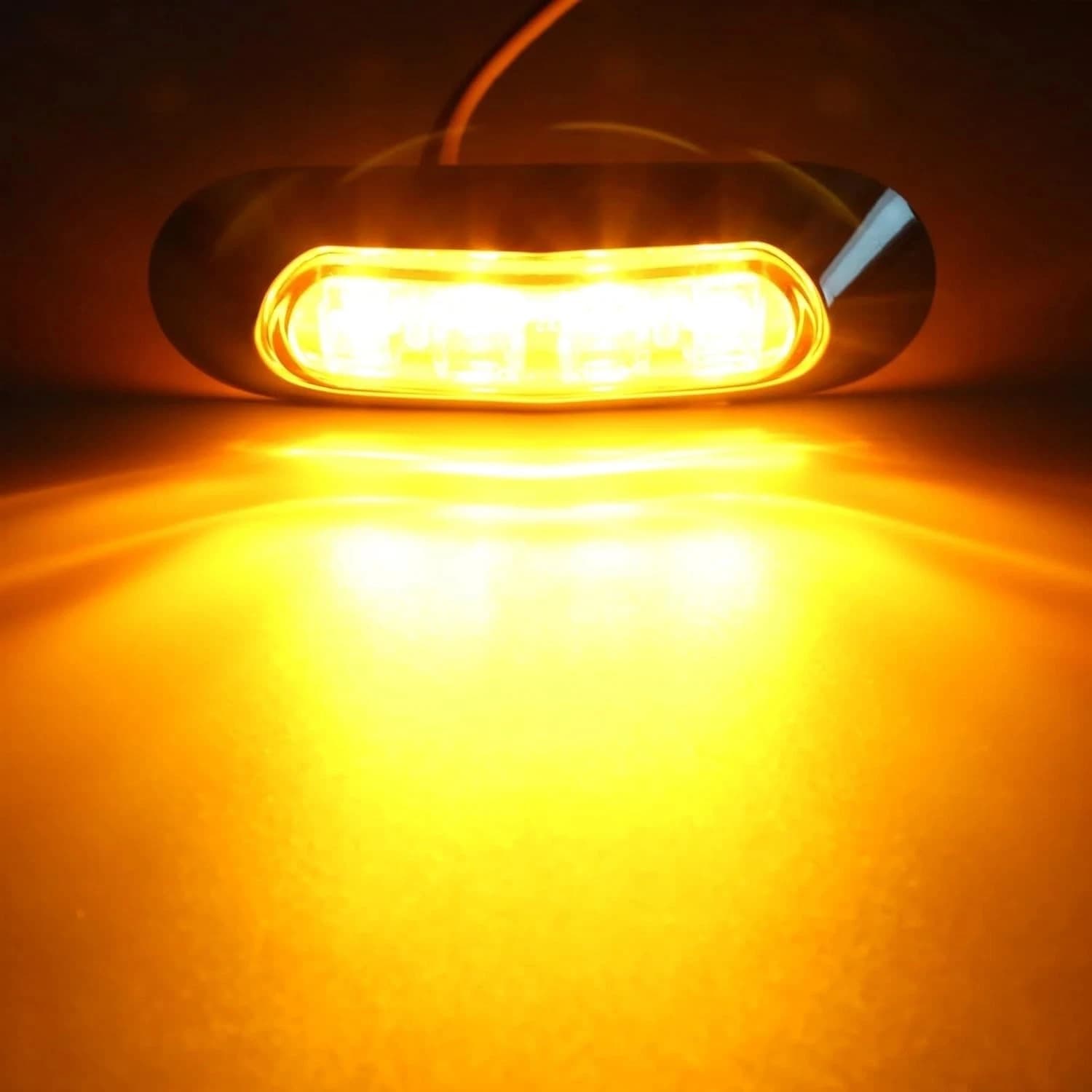 KIT 4x Fanalini LED Giallo/Ambra 12V Oblò IP67 Impermeabili Luce di Cortesia, Barca, Gommone, Camion Tuning, Auto e SUV 4 SMD - 3