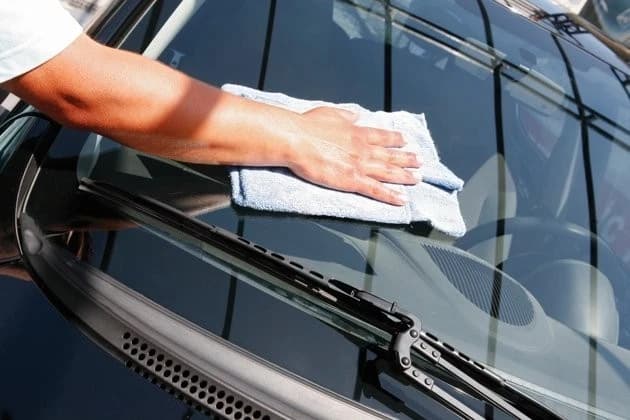 Polish Rimuovi Graffi 120ml Crema Lucidante per Auto Parabrezza Box Doccia e Vetri e Specchi Casa - 3