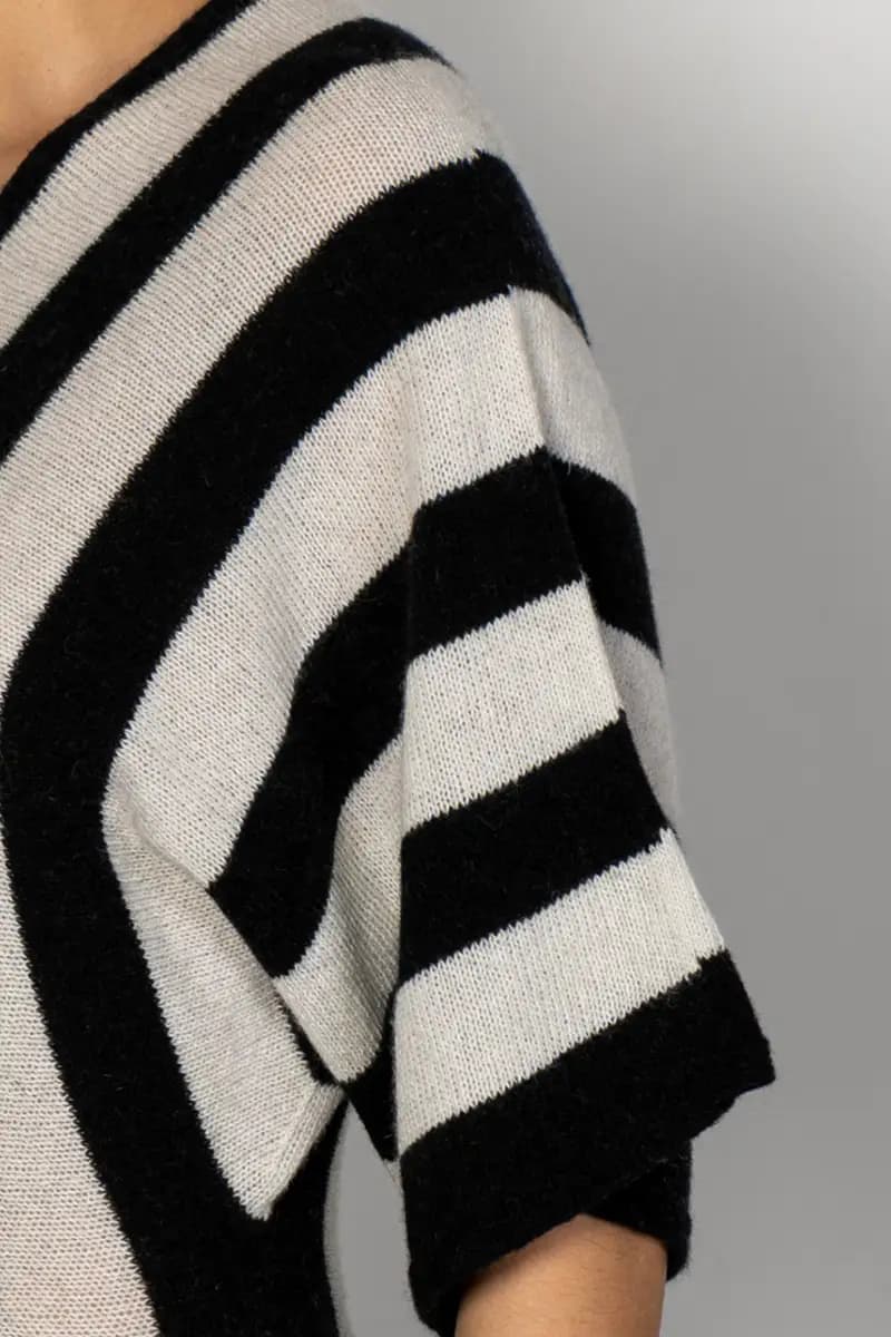 NO-NA' | Maglia a righe scollo V - 2