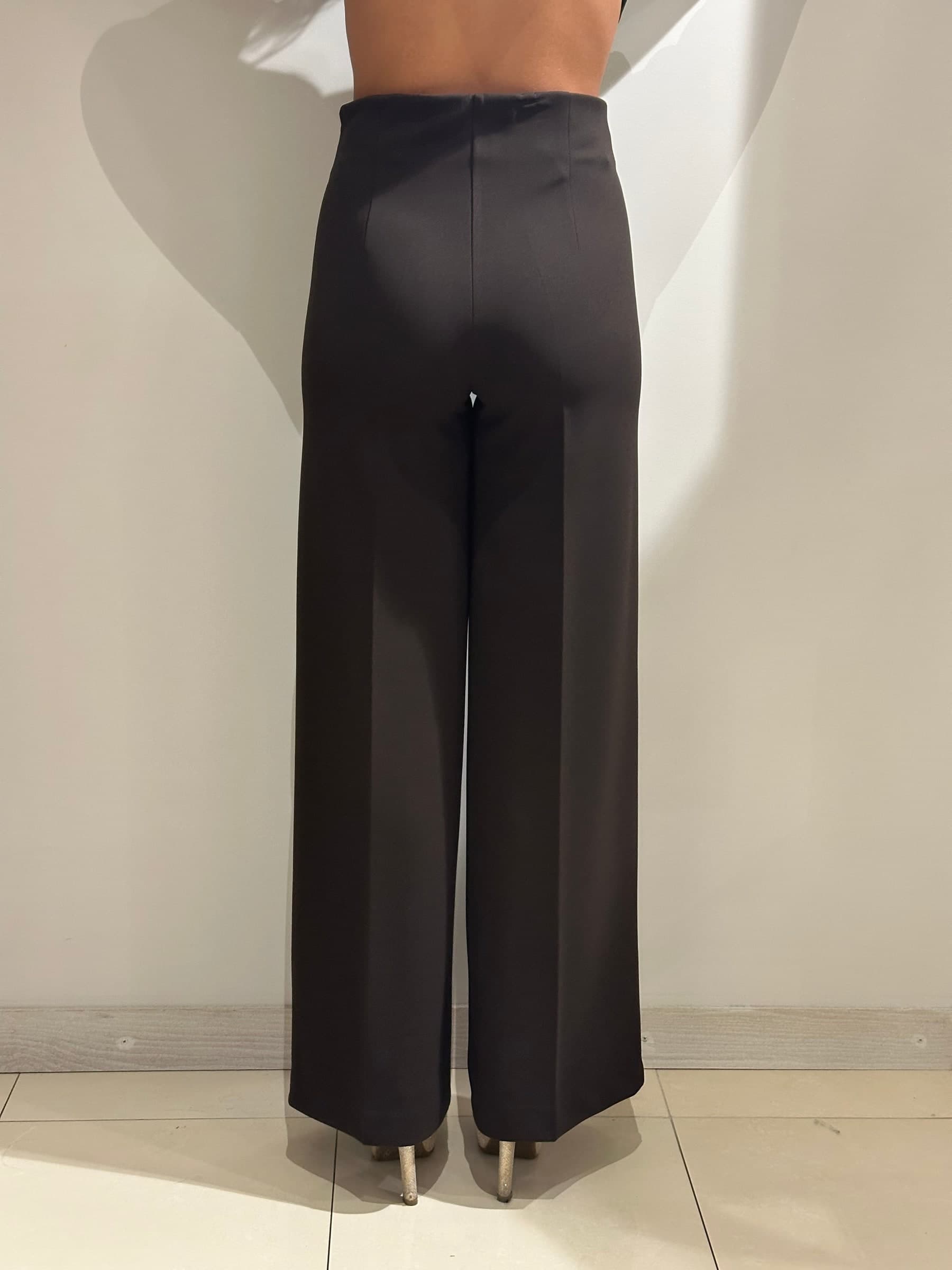 Pantalone con piega largo - 5