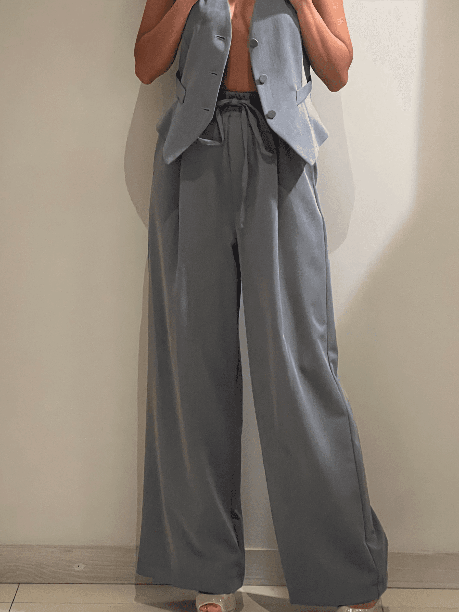 Gilet basic in grigio o nero - 5